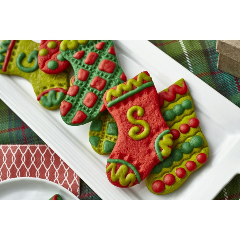 Wilton Christmas Shapes Metal Cookie Cutter Set, 18-Piece