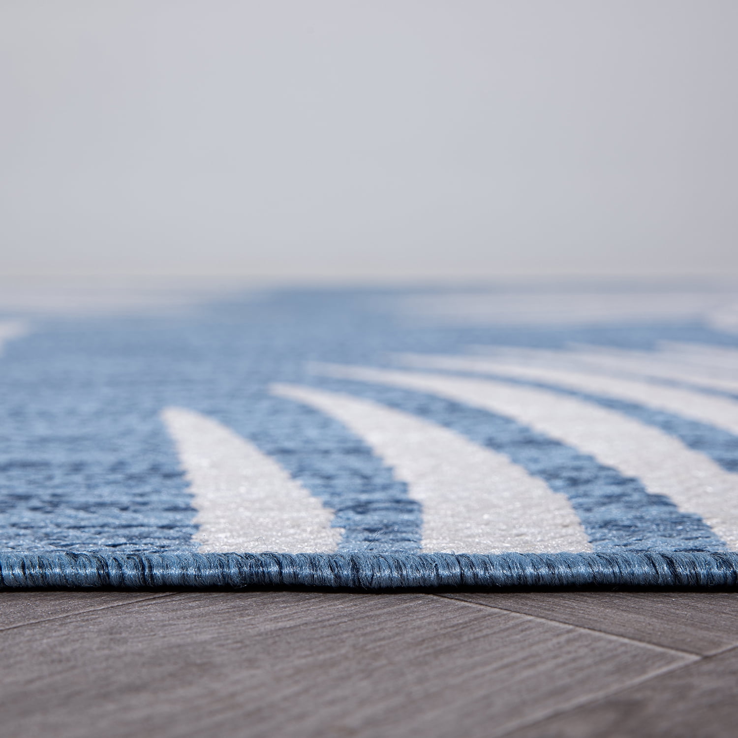World Rug Gallery Contemporary Palm Leaves Textured Flat Weave Indoor/Outdoor Area Rug - BLUE 2'x7'