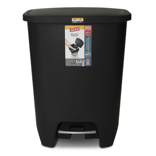 Glad 20 Gal Plastic Step Kitchen Trash Can Black Com Glad 20 Gal Plastic Step Kitchen Trash, How Big Is A Regular Kitchen Trash Can