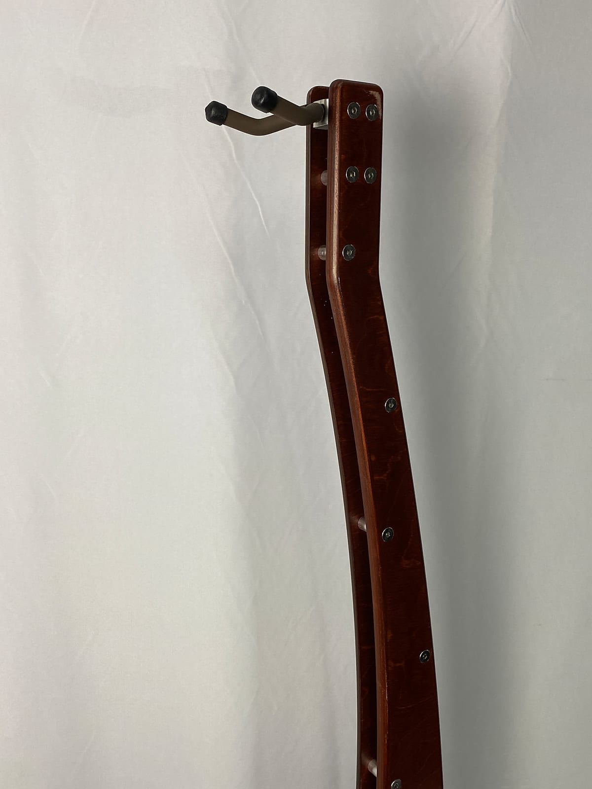 Form Factor Audio GS1-DC Single Guitar and Bass Stand Dark Cherry / Transparent Coating