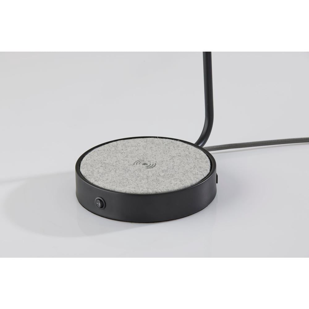 Brooks AdessoCharge Wireless Charging Desk Lamp