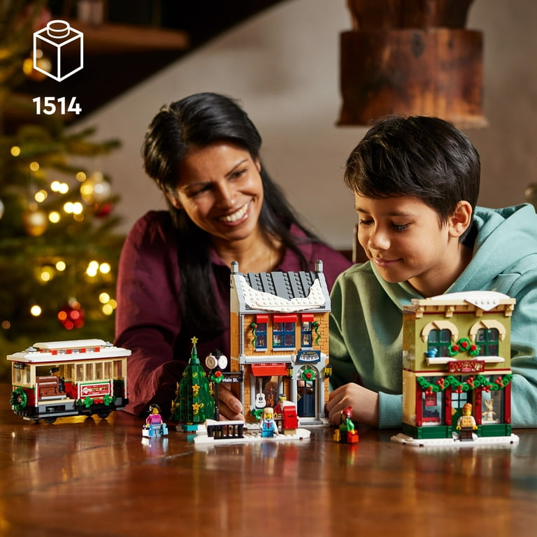 LEGO® Winter Village review: 10308 Holiday Main Street