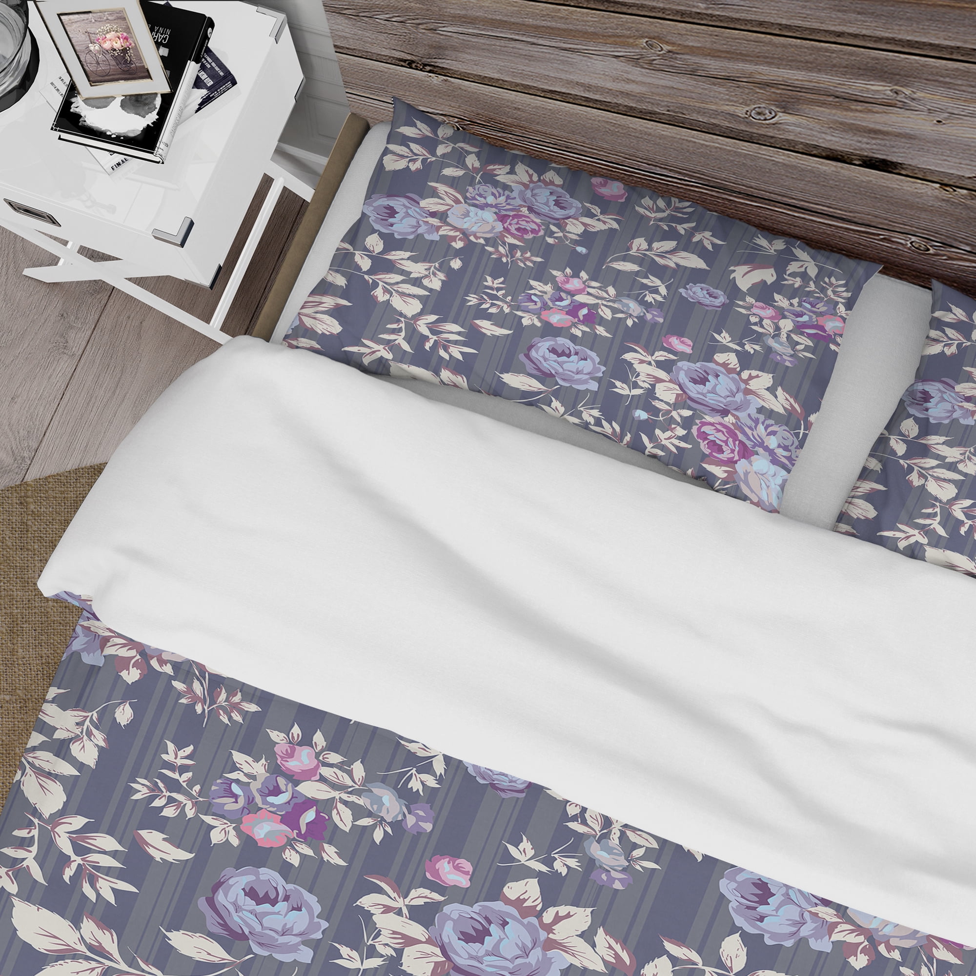 Designart 'Blue Roses' Floral Duvet Cover Set