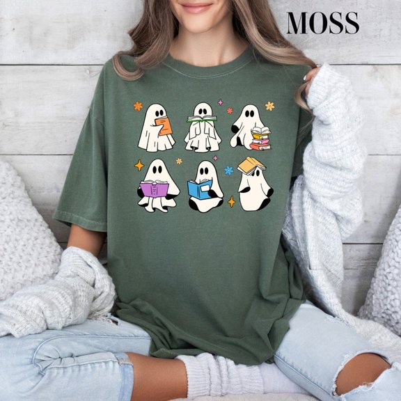 Ghost Reading Books T-shirt, Halloween Ghost Teacher T-shirt, Bookish Spooky Season Outfit, Halloween Party Book Lover T-shirt Gift.