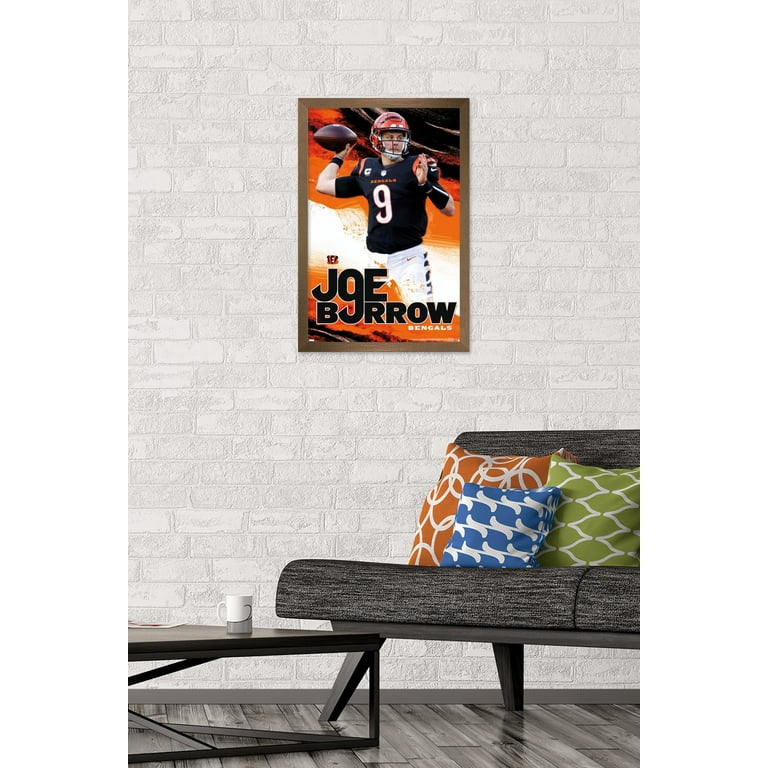 Trends International NFL Cincinnati Bengals - Joe Burrow 22 Framed Wall  Poster Prints Mahogany Framed Version 14.725 x 22.375