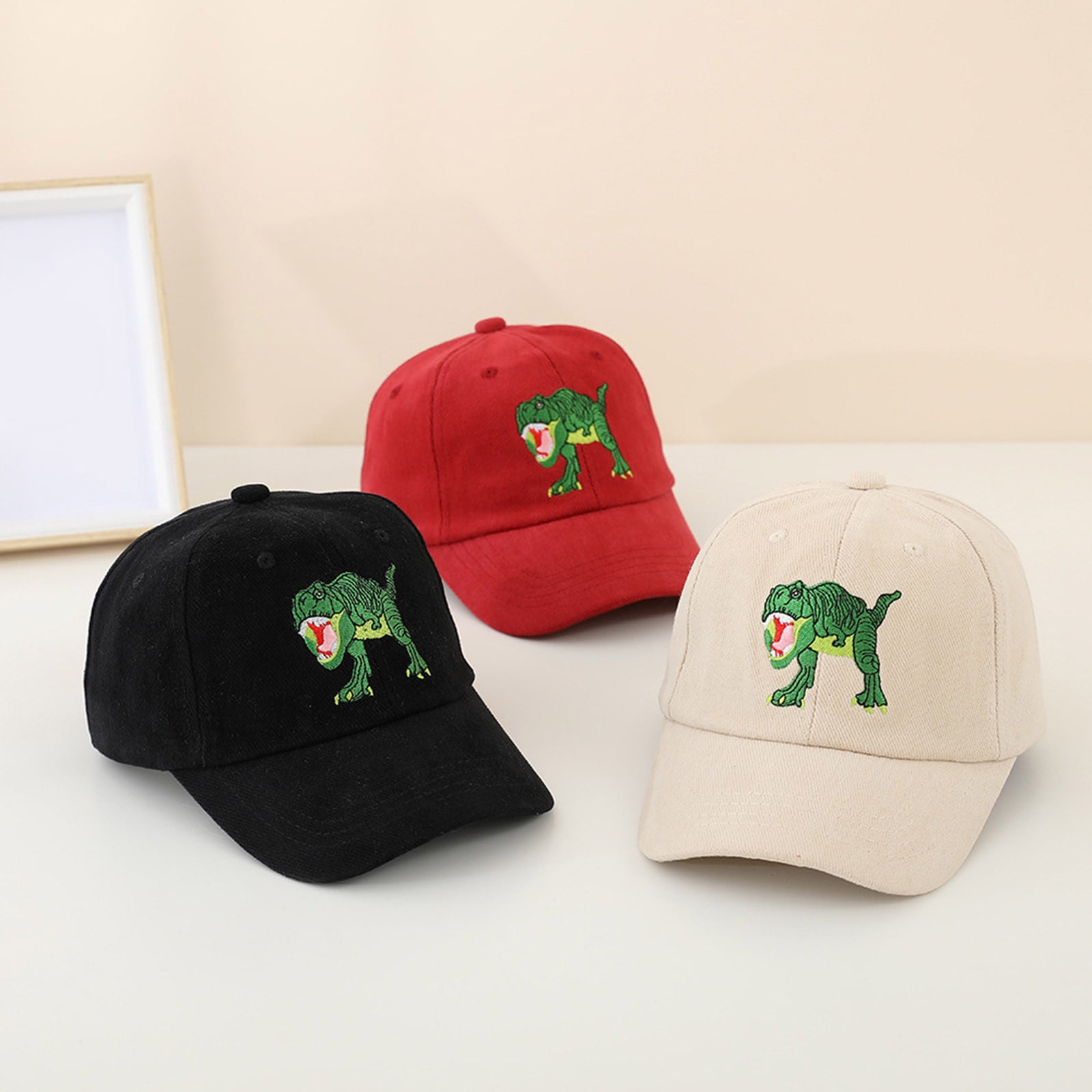 Lot 1 Casquette Baseball Noire + 1 Porte-clés Cartoon - Polyester Léger Et PVC - Accessoire Mode Décontracté
