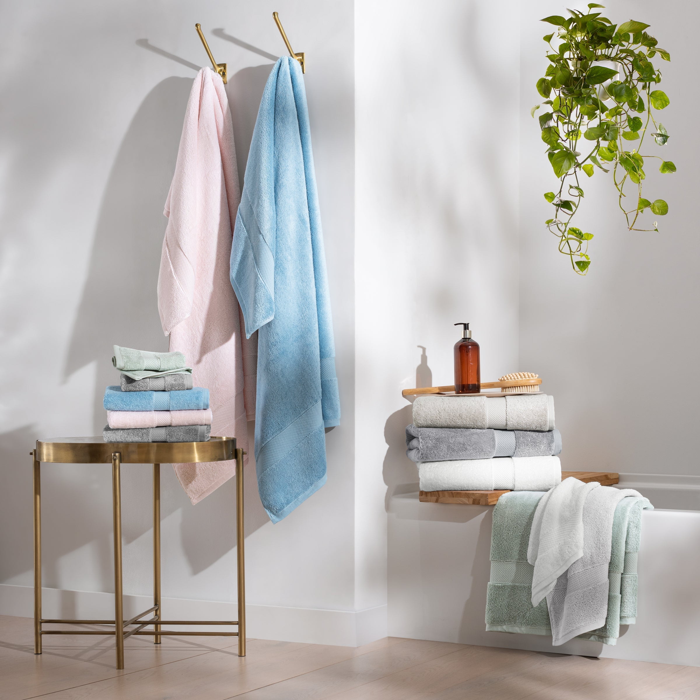 Aston & Arden Egyptian Cotton Bath Towels (2 Pack), 30x54, Jaquard Border, Blue