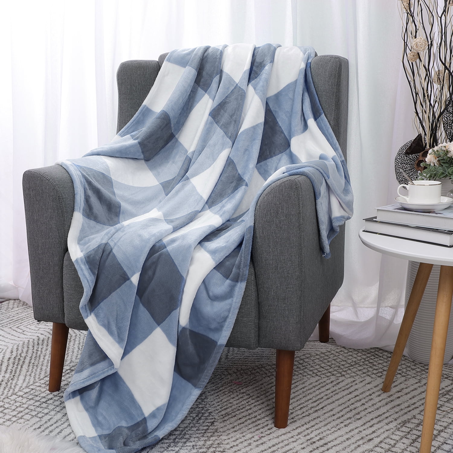PiccoCasa Plaid Blanket Fuzzy Plush Blanket for Bed, Blue and White Throw 50'x60'