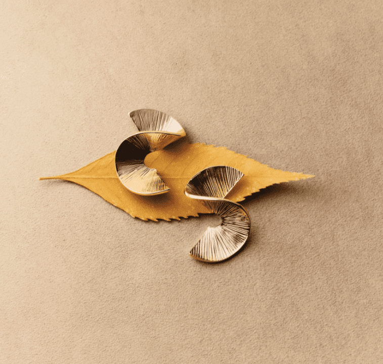 Jessica Simpson Gold Abstract Fan Statement Women's Earrings