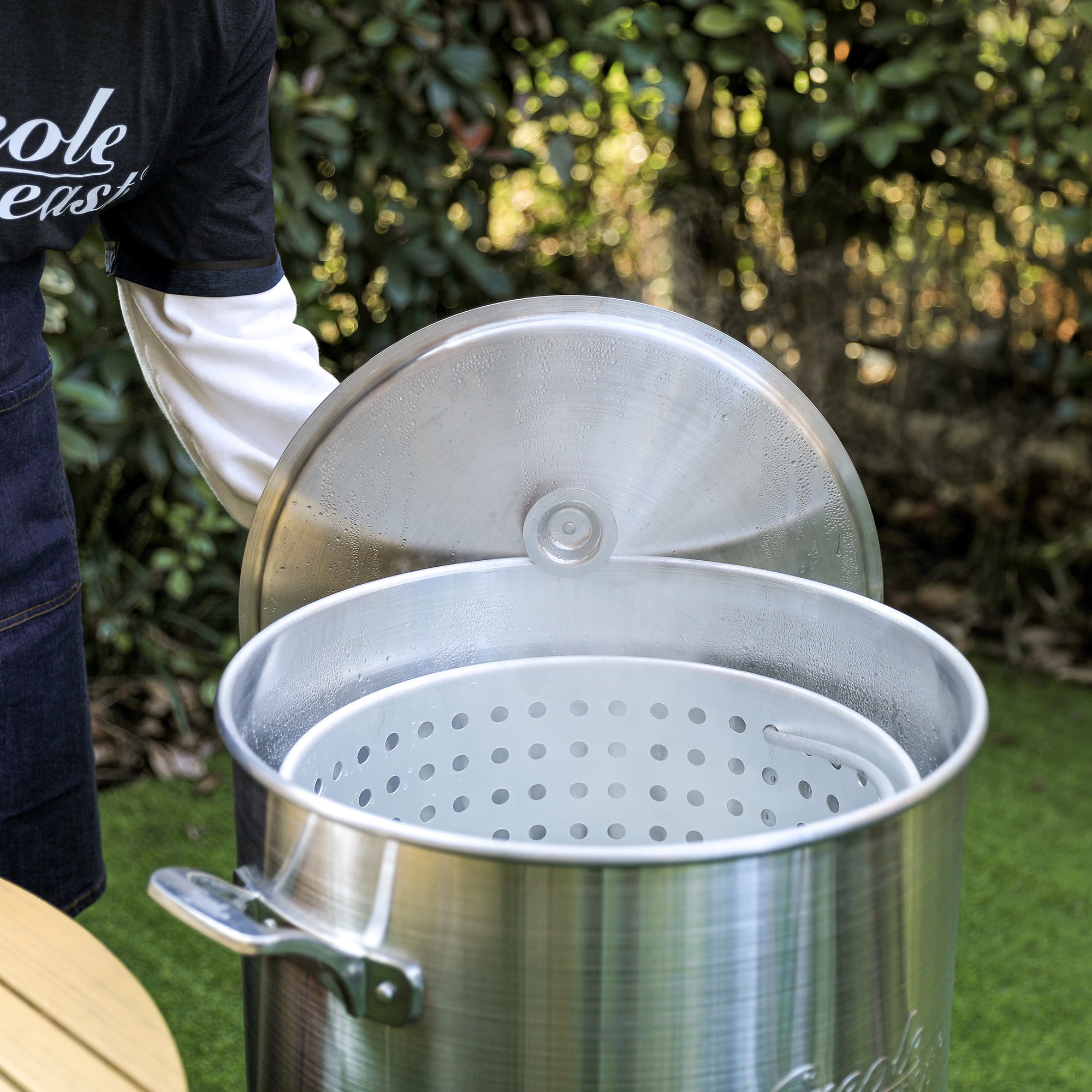 Creole Feast SBK1001, 100QT Gas Seafood Boiling Kit with Strainer for Large Gatherings