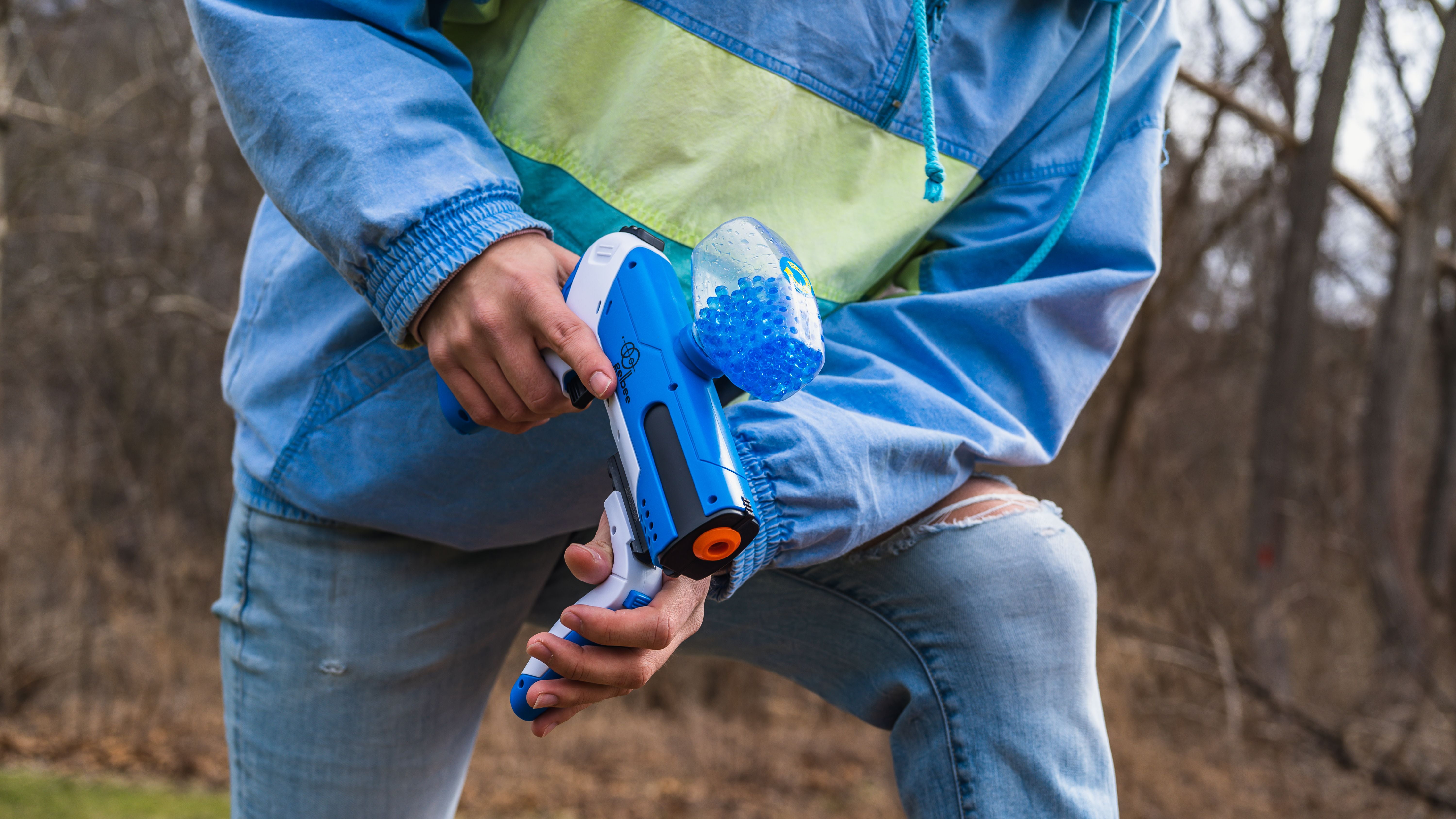 GelBee's Brand Stinger Water Bead Blaster, Minimum Recommended Age 14, Maximum Recommended Age 99