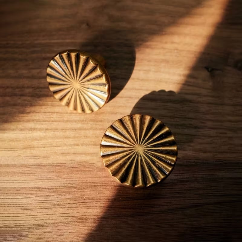 Antique Brass Cabinet Knobs - 4pcs Retro Flat Sunburst Design Pulls for Kitchen Cabinets and Bathroom Vanities