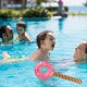 thumbnail image 5 of Decoración de palo de piruleta inflable de rosquilla | Accesorio de dibujos animados de PVC para fiesta, piscina, juego junto a la piscina | Material suave y duradero | Colores brillantes: rojo, 5 of 5
