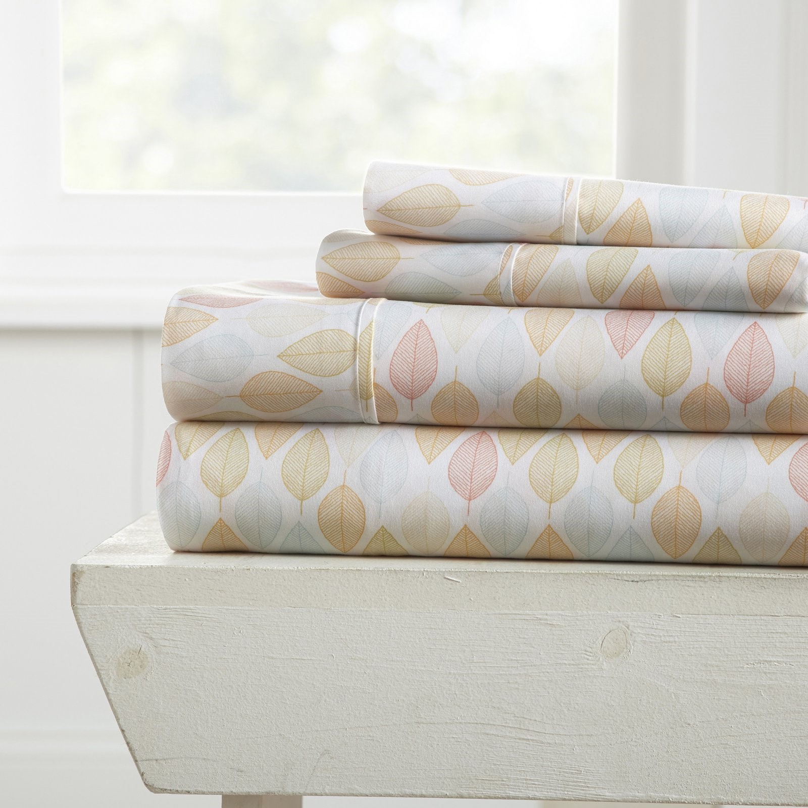 Noble Linens 4 Piece Pattern Microfiber Bed Sheets Set, Yellow Fall Foliage, Twin