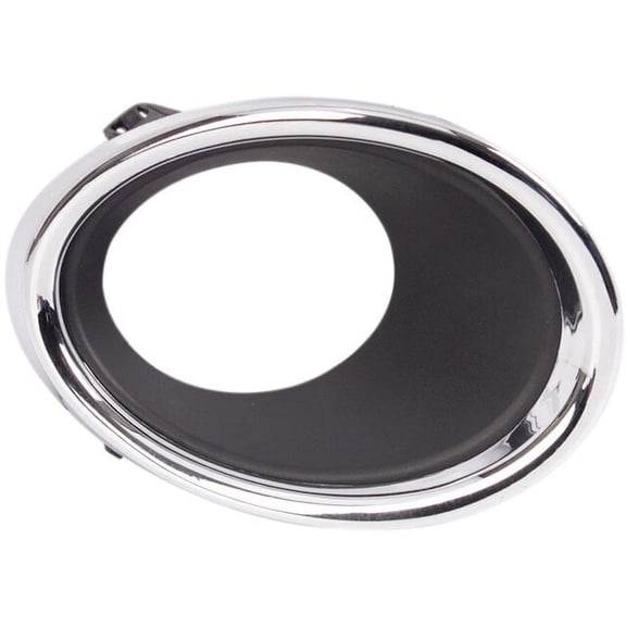 Front Right Fog Light Bezel - Compatible with 2017 - 2019 Nissan Rogue Sport 2018