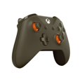 thumbnail image 3 of Microsoft Xbox Wireless Controller - Manette de Jeu - Sans Fil - Bluetooth - orange, Vert Militaire - pour PC, Microsoft Xbox One, Microsoft Xbox One S, Microsoft Xbox One X, 3 of 4