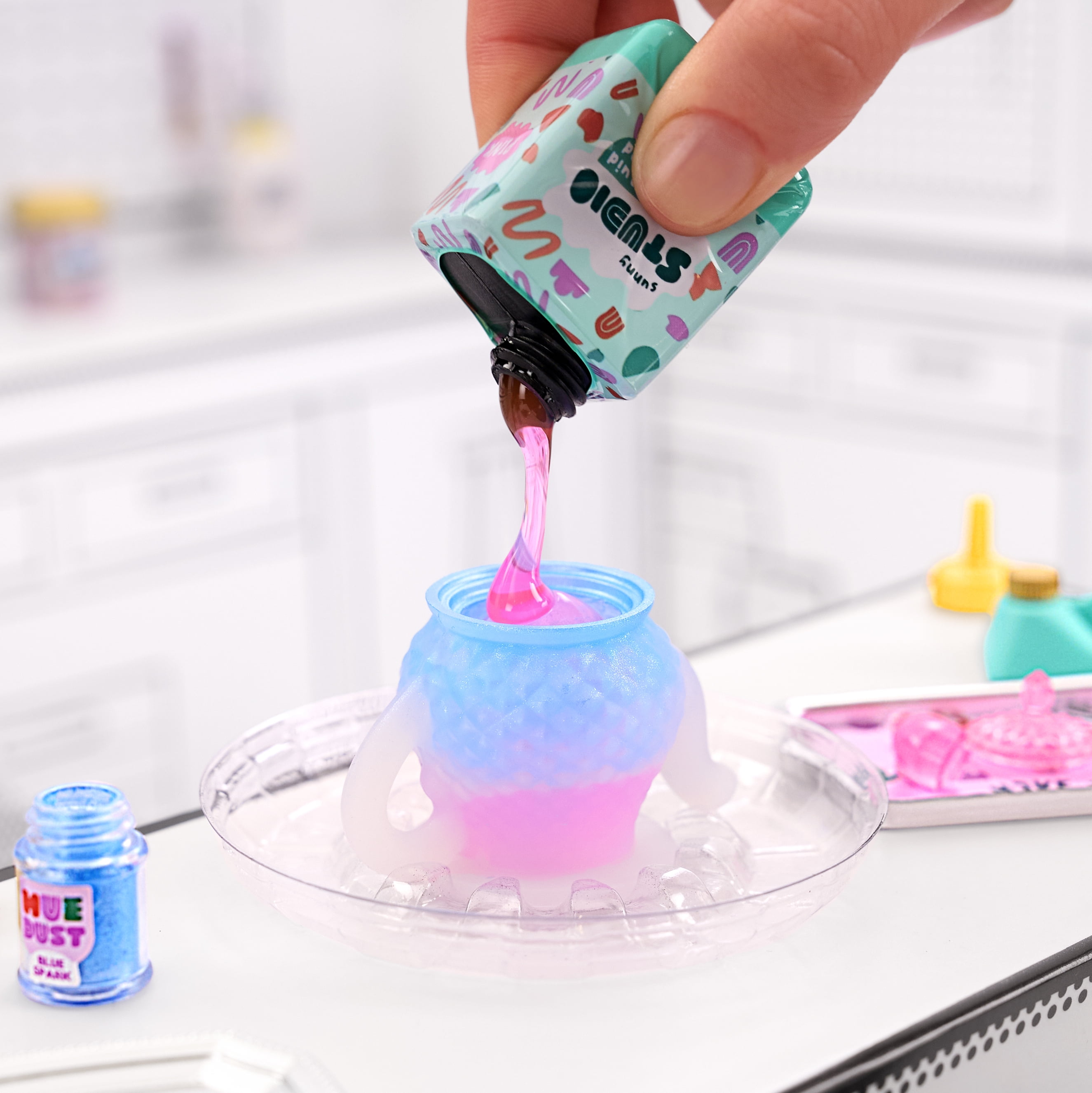 MGAs Miniverse Make It Mini Lifestyle Series 2 Collectibles, Novelty Toy, Ages 8 & up  (图4)