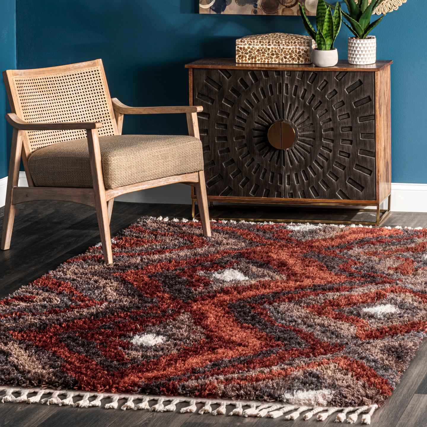 nuLOOM Alexia Abstract Diamond Shaggy Tassel Area Rug