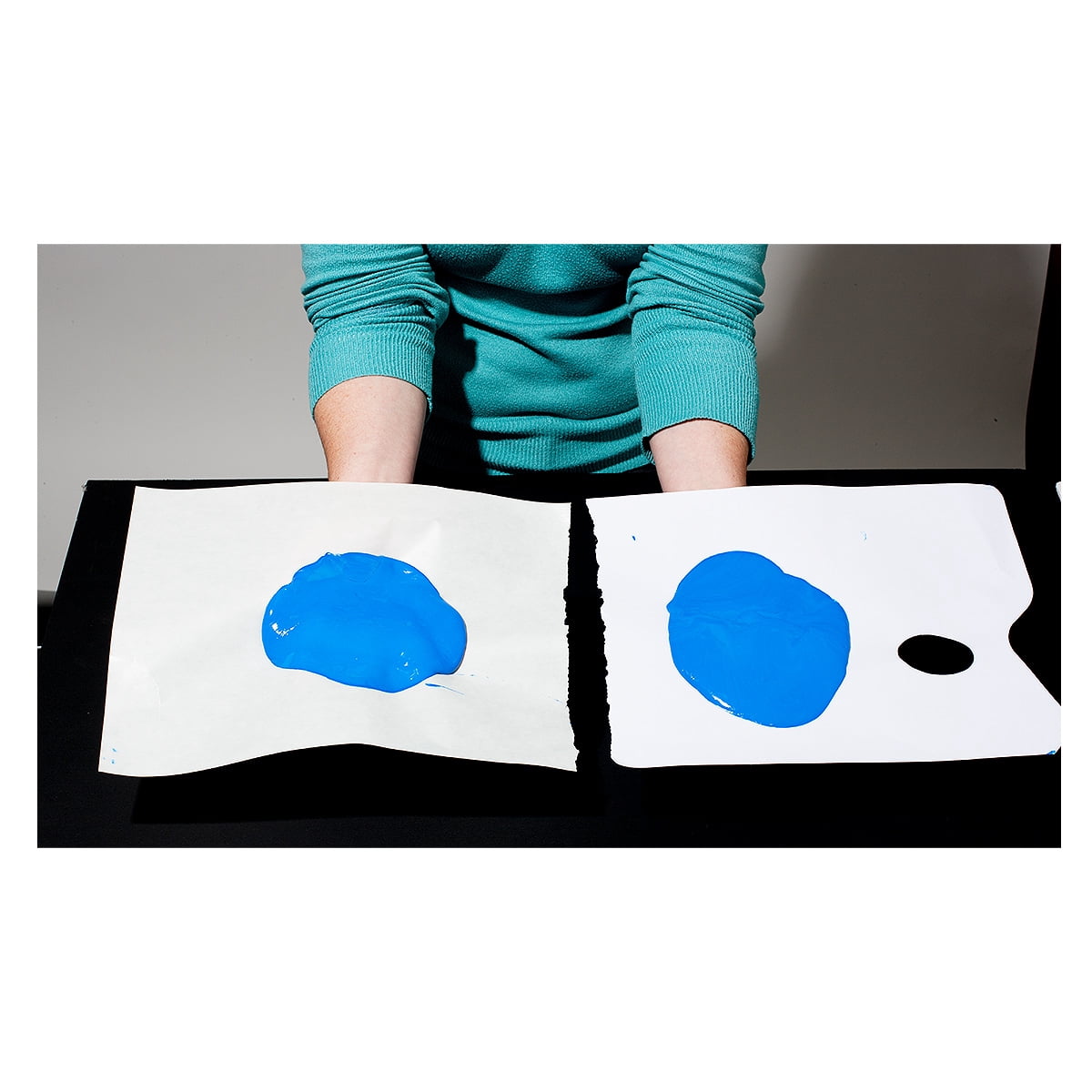SoHo Urban Artist Disposable White Paper Palette Pads - Thick Paper Palettes for Acrylics, Oils, Watercolors, & More! - No Thumb Hole - 16 x 20