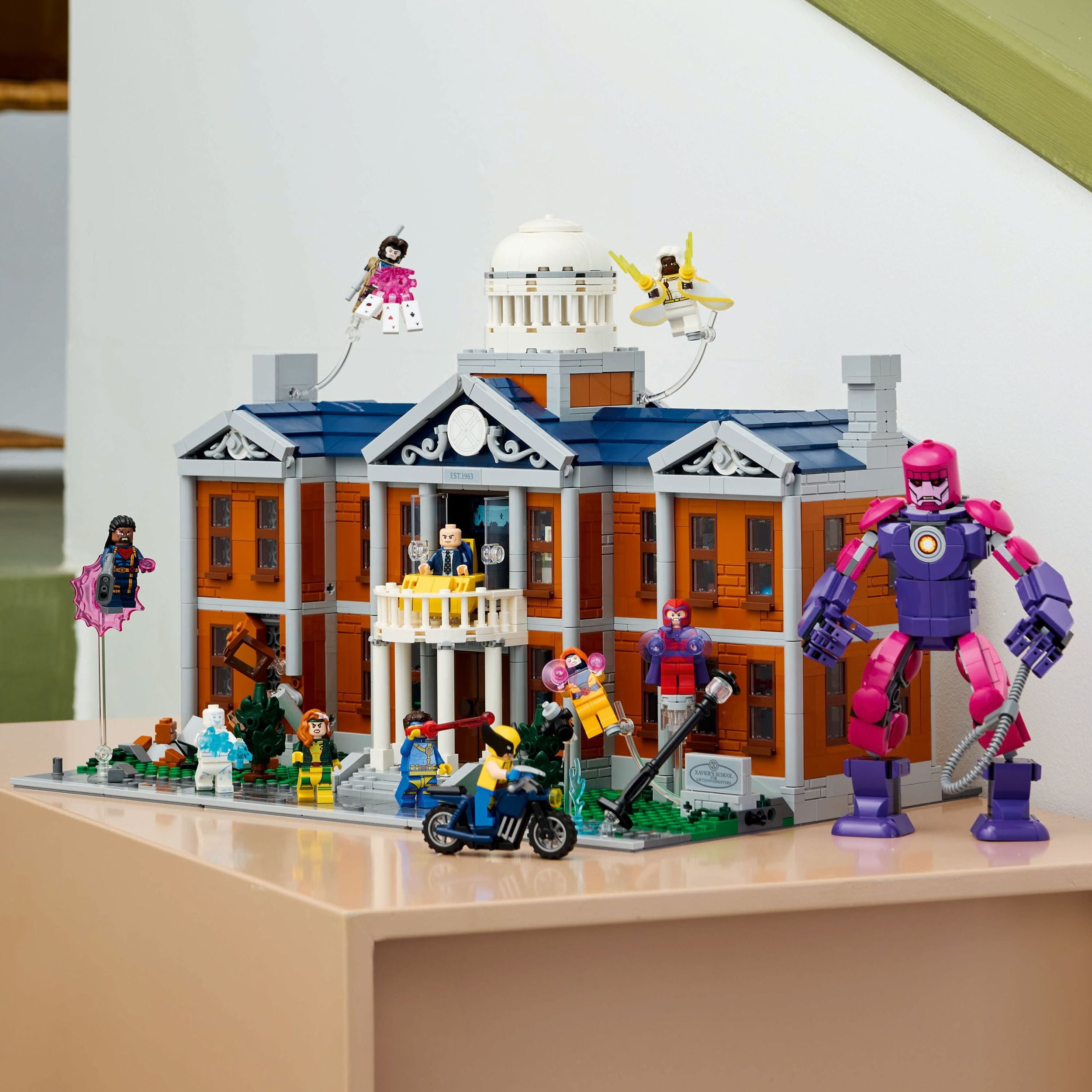 LEGO Marvel X-Men The X-Mansion Building Set - Marvel Collectibles DIY Craft Kit for Adults, Ages 18+ - Buildable Xavier Institute with 10 Minifigures - Gift Idea for Superhero Fans - 76294