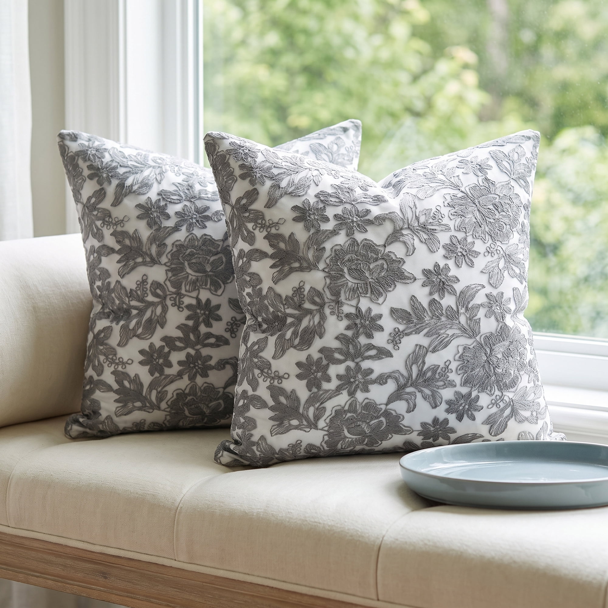 Unique Bargains Elegant Vintage Floral Throw Pom-Pom Pillow Covers Grey 18" x 18"