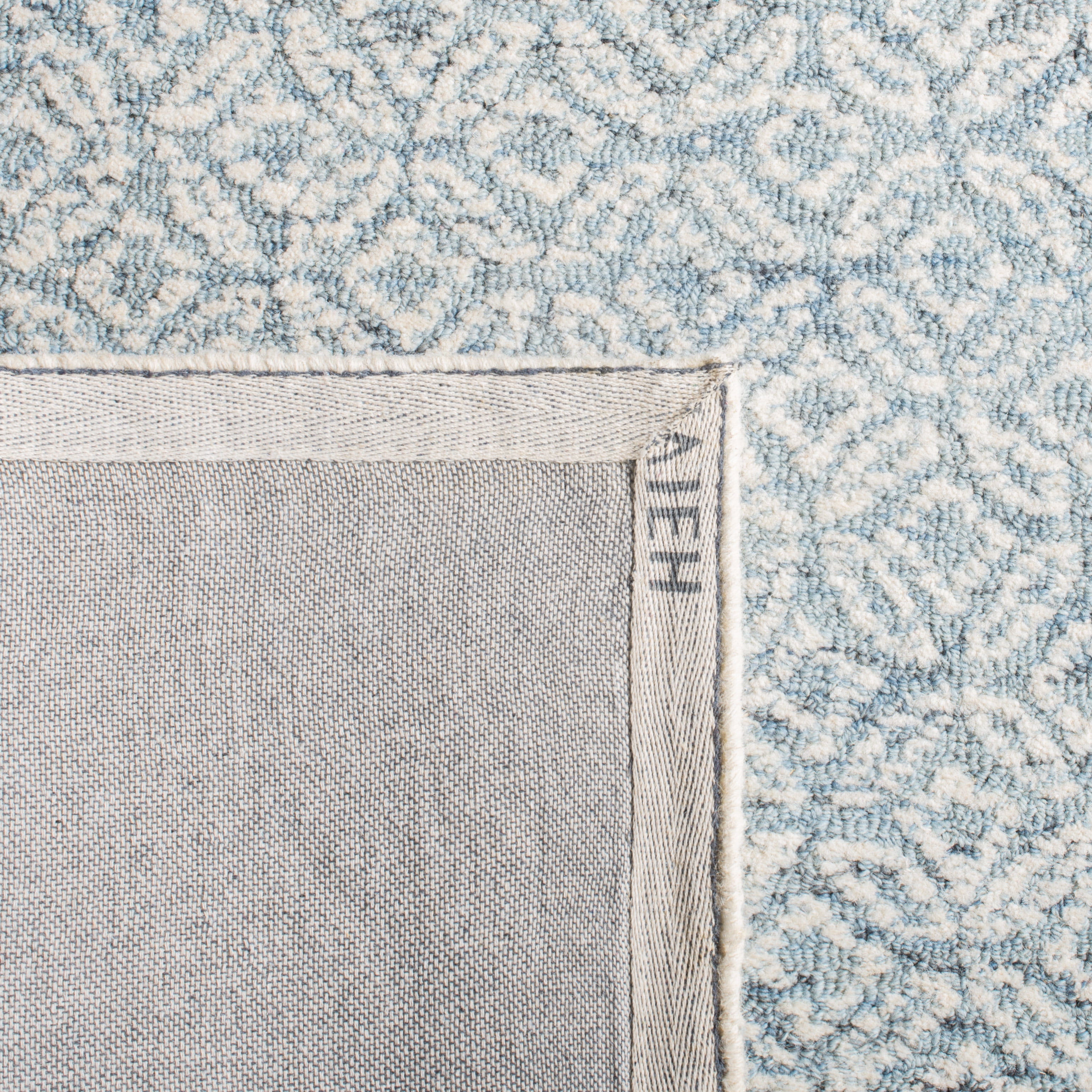 SAFAVIEH Abstract Annandale Geometric Runner Rug, Blue/Ivory, 2'3" x 6'