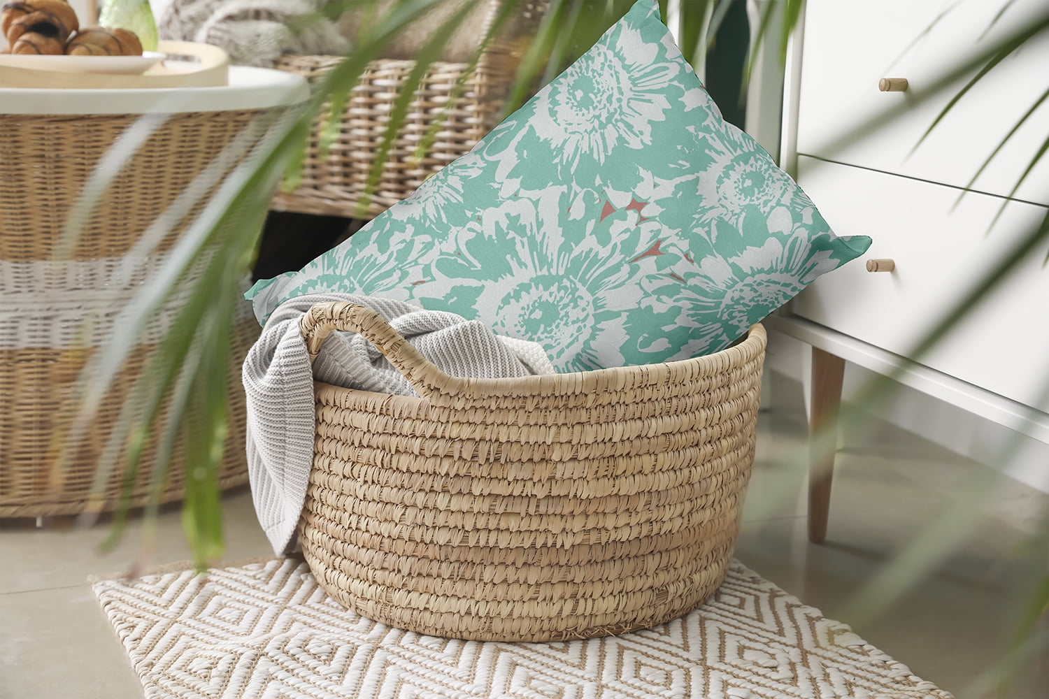 20" x 14" Simply Daisy Big Flowers Polyester Indoor/Outdoor Pillow, Spring Green Qty 1