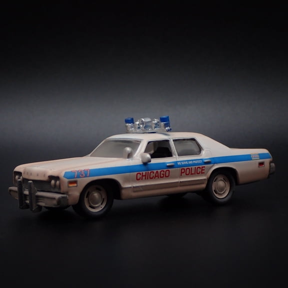 Open Box 1975 75 DODGE MONACO CHICAGO POLICE DIRTY 1:64 SCALE DIORAMA DIECAST MODEL CAR