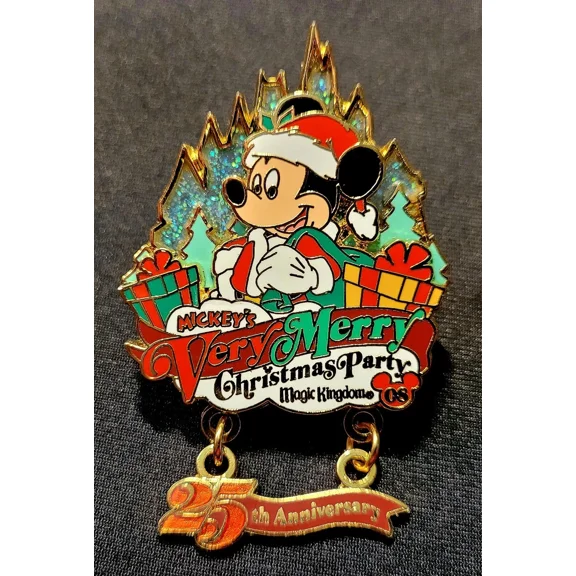 DISNEY WORLD VERY MERRY CHRISTMAS PARTY SANTA MICKEY MOUSE 2008 PIN