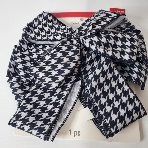Celebrate it Christmas Houndstooth Decor Bow in Black  White
