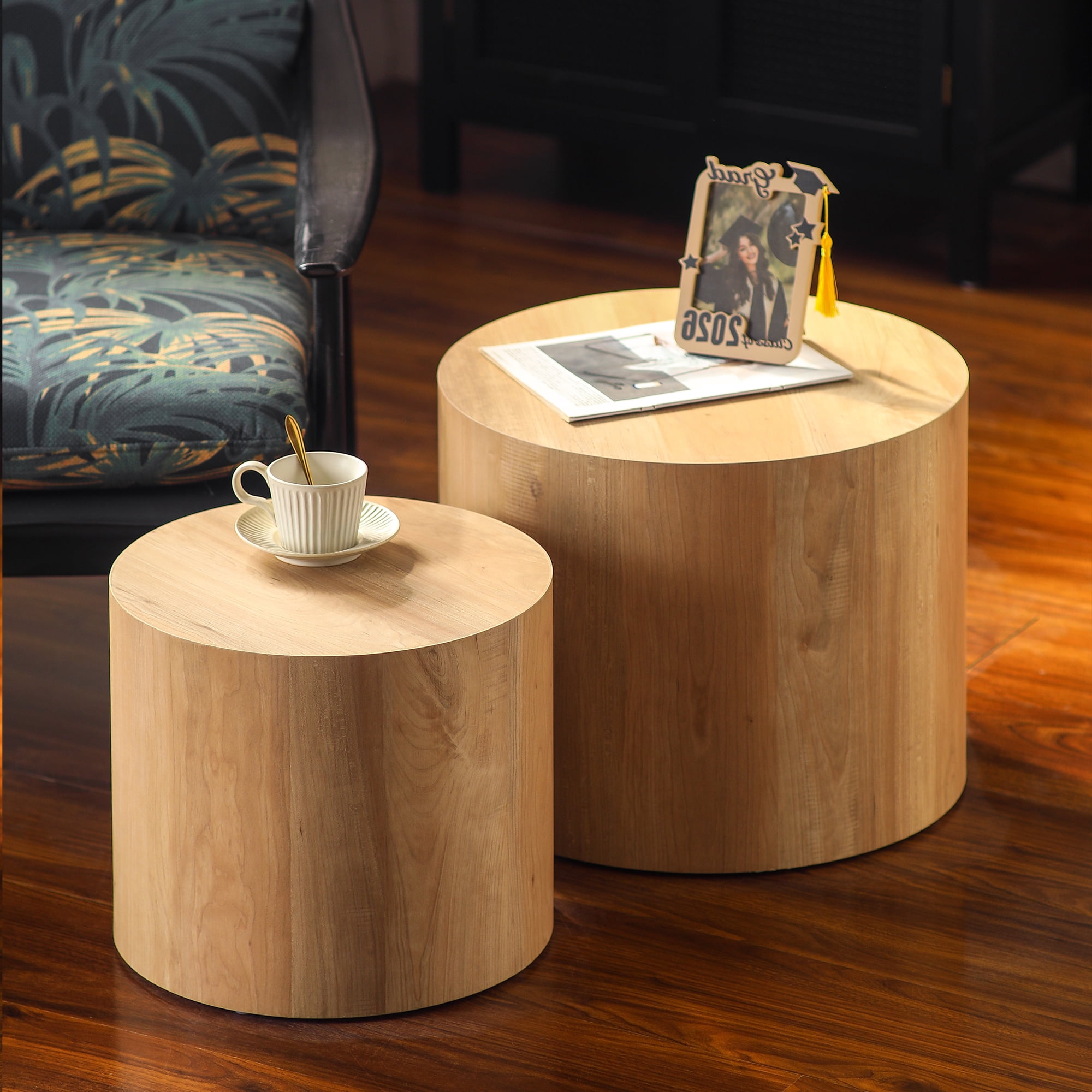Leumius Set of 2 Nesting Coffee Tables, Round Modern Circle Wooden Accent Side End Tables for Small Space Living Room Bedroom Light Oak