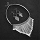 thumbnail image 4 of Llamativo babero collar con flecos de metal dorado gota gargantilla collar aretes conjunto kaili Sencillez, 4 of 5