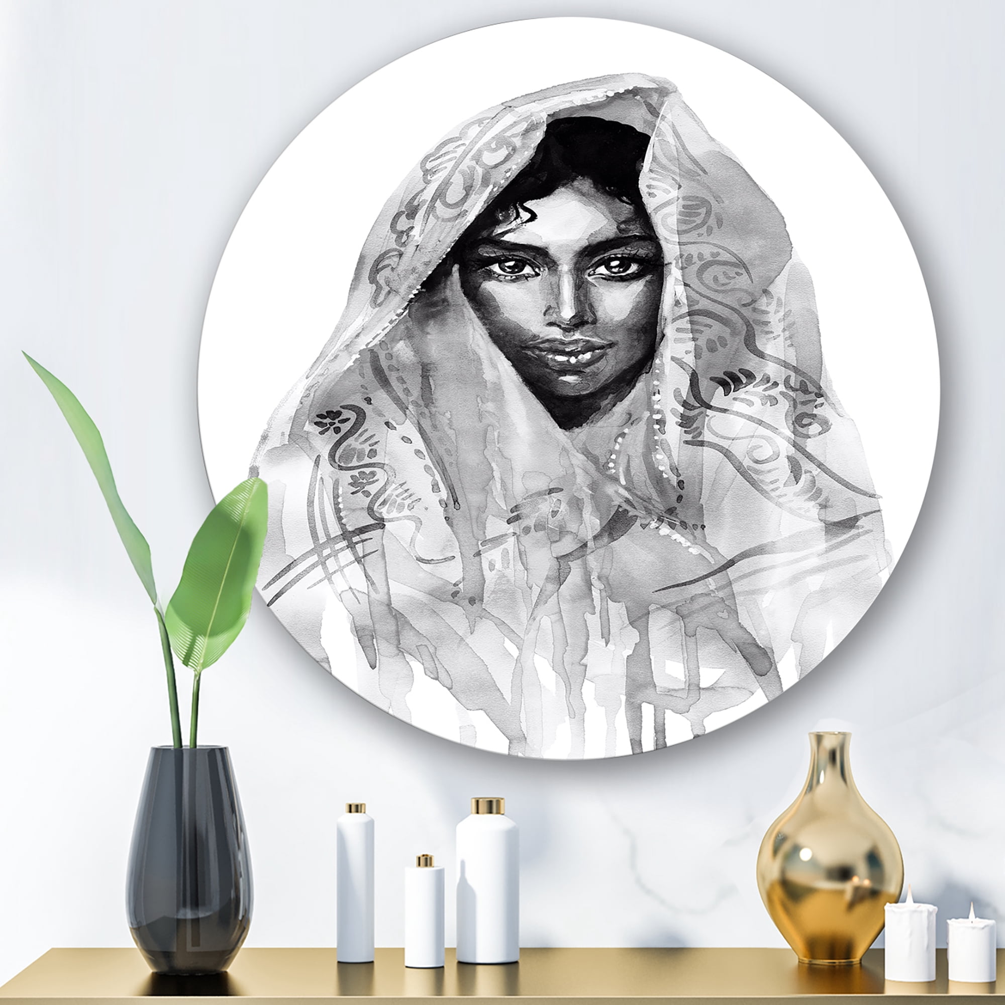 Designart 'Black and White Portrait of Young Indian Woman I' Modern Circle Metal Wall Art 11x11 - Disc of 11