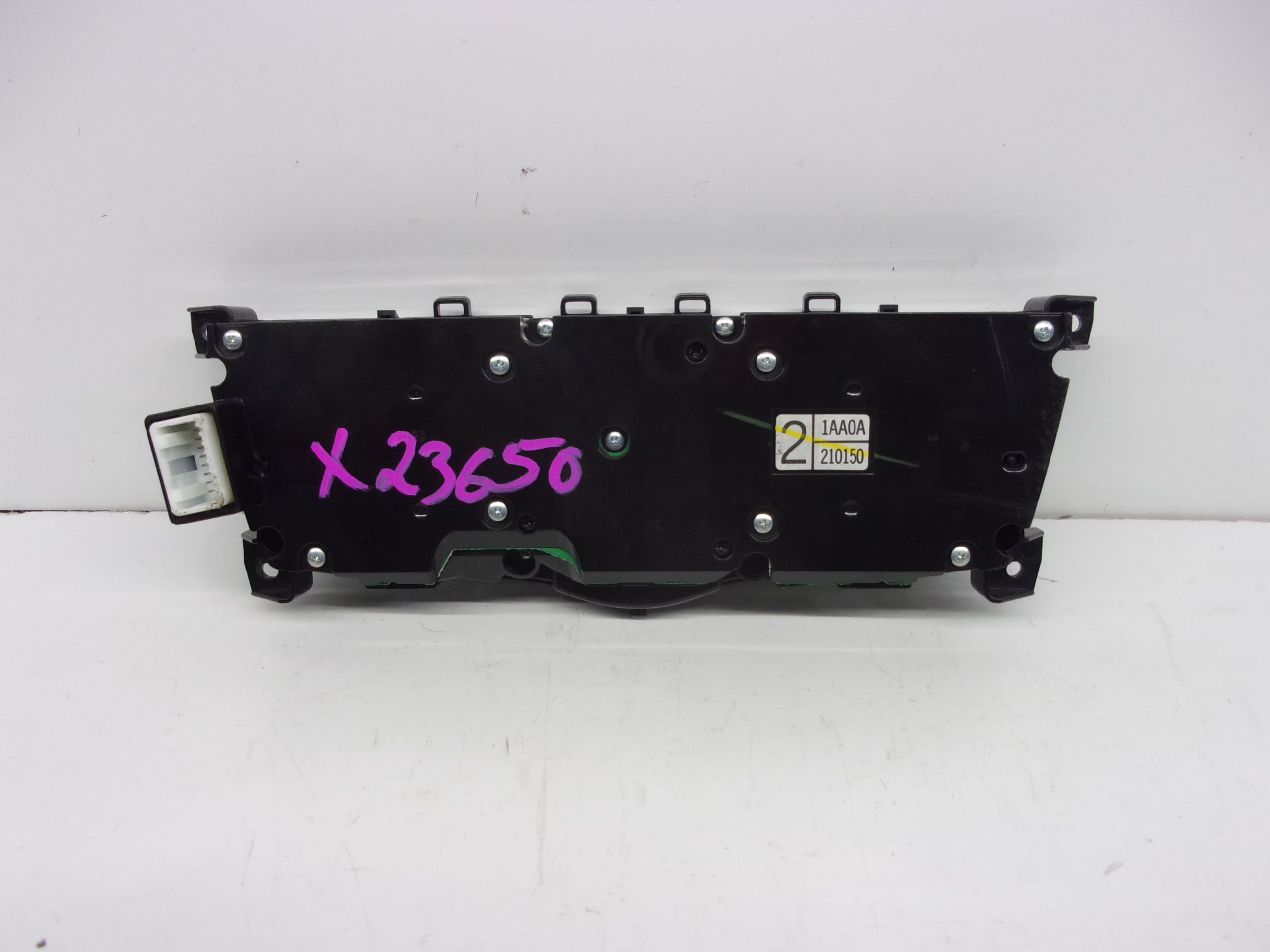 Pre-Owned 2009-2014 Nissan Murano Information Display Screen Control OEM - Verify Specific Vehicle Fitment In Description - (Good)