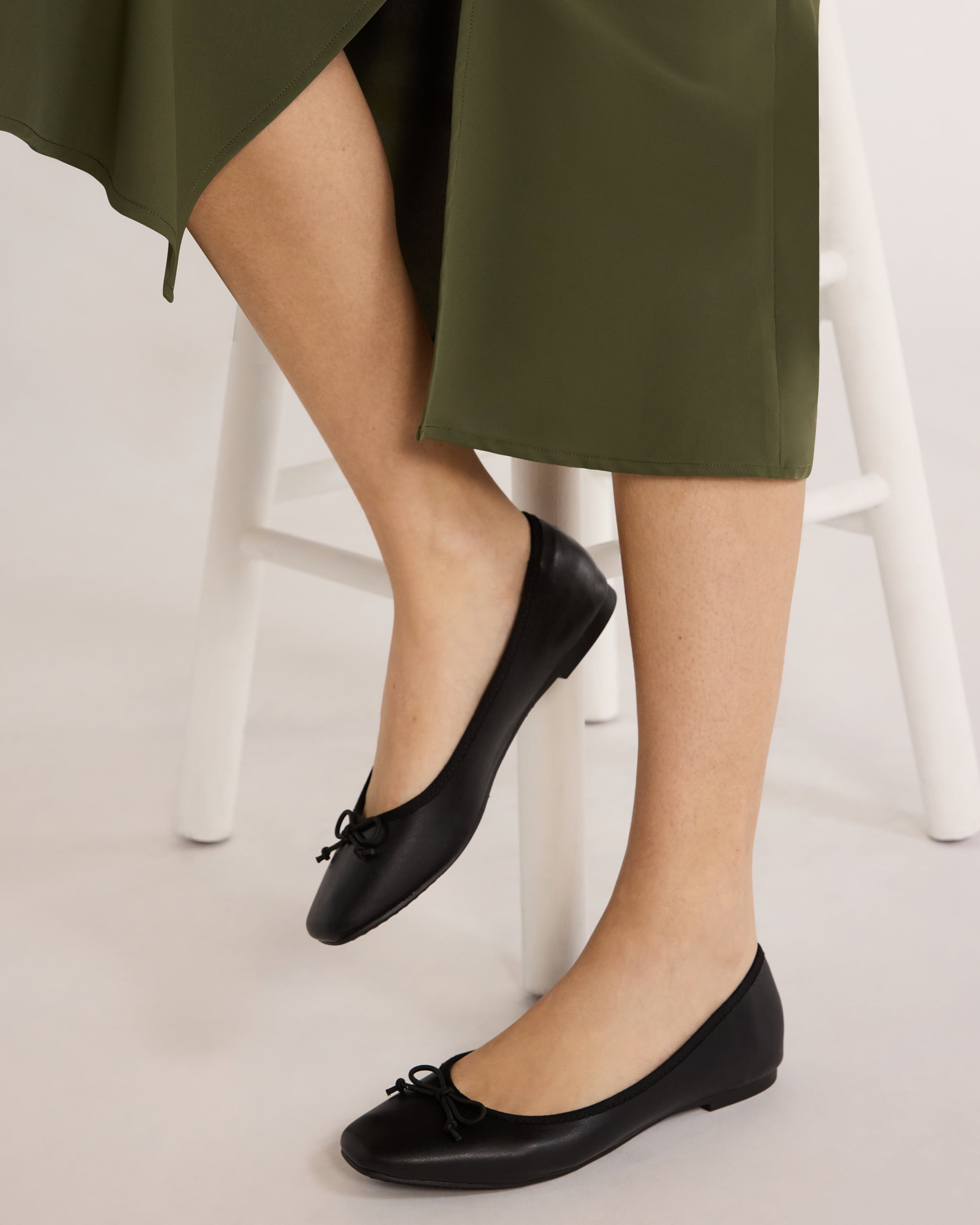 Time and Tru Women's Faux Leather Ballet Flats