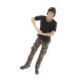 thumbnail image 4 of Figura de resina Tío Medio 1:64 Figuras Diorama Fábrica de Reacondicionamiento de Automóviles Apoyarse contra el coche, 4 of 9