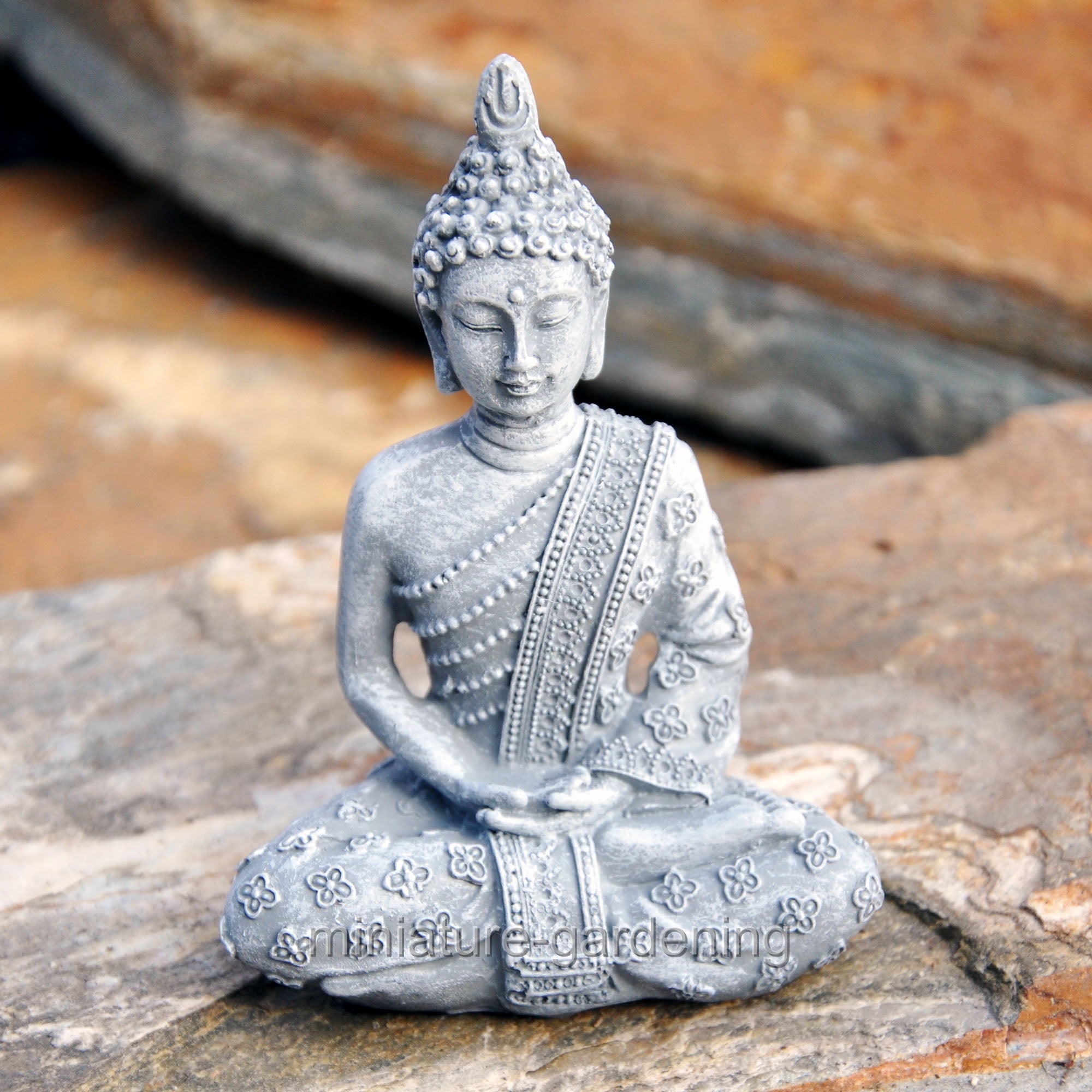 Thai Buddha Figurine Metallic Lotus Oriental Spiritual Meditation Ornament 
