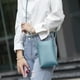 thumbnail image 4 of Bolso bandolera pequeño de PU para teléfono móvil con ranuras para tarjetas de crédito para mujer MFZFUKR BST3054567-1, 4 of 5