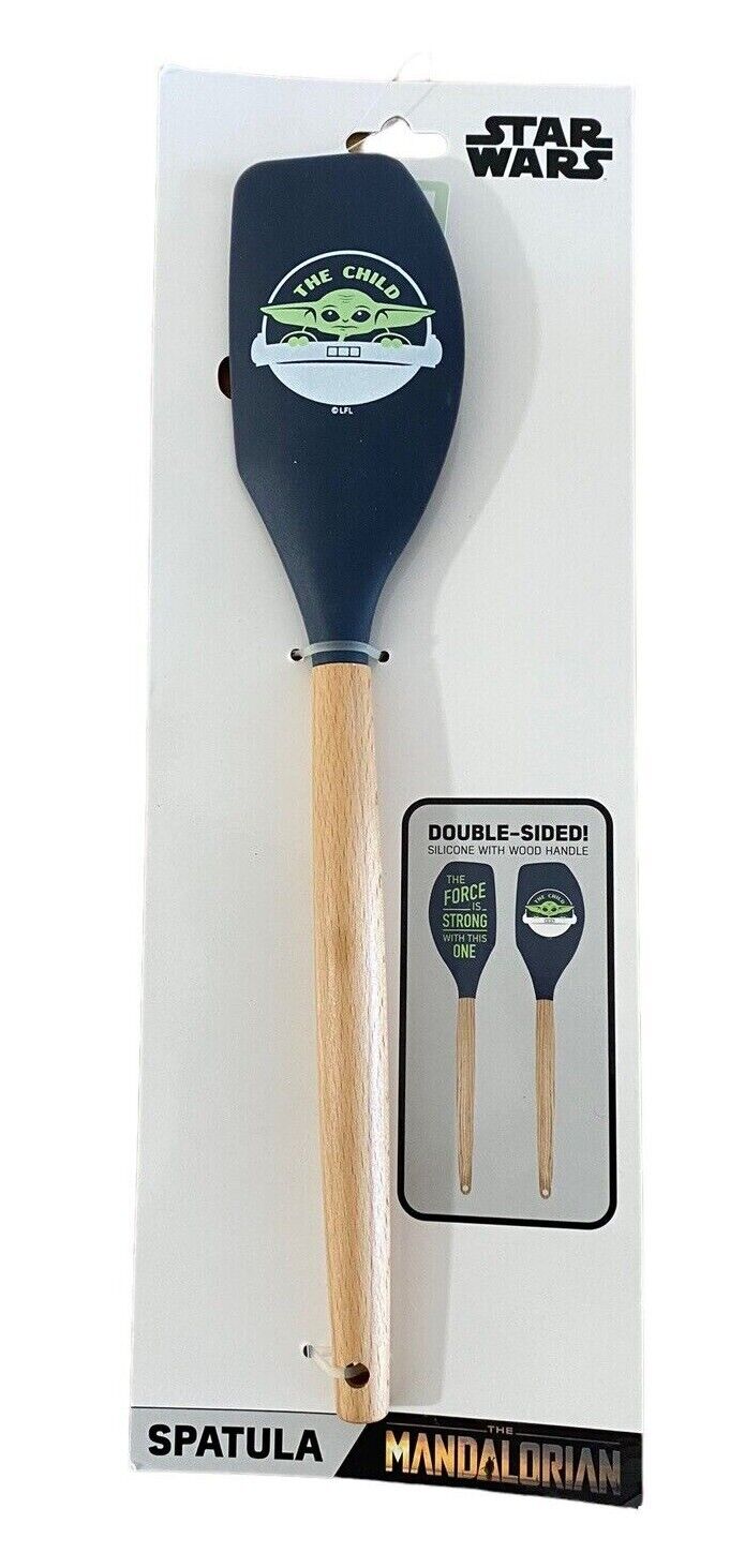 Disney Star Wars The Mandalorian Spatula Double Sided with Yoda