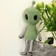 thumbnail image 4 of Lindos juguetes de peluche de extraterrestre, figura de película de ciencia ficción, extraterrestre con antena, muñecos educativos rellenos, regalos de cumpleaños, 4 of 8