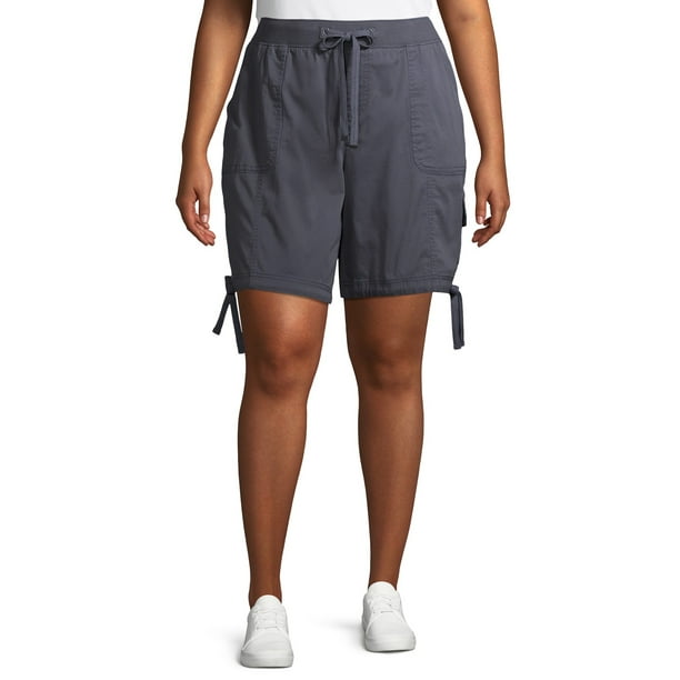 Terra & Sky Terra & Sky Women's Plus Size Solid Cargo Shorts