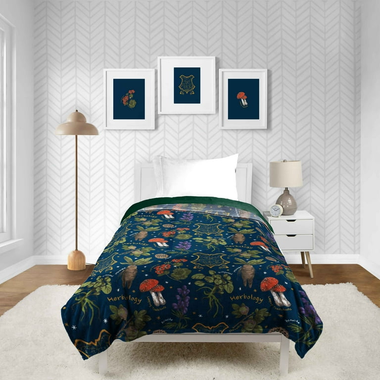 Warner Harry Potter Herbology 50x70 Adult Throw Blanket Soft