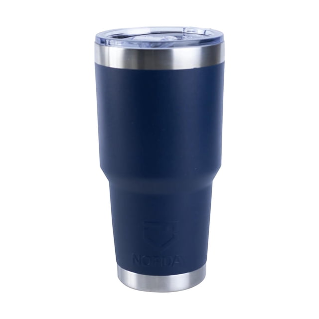 vaso térmico norday 30oz 900ml tapa fucsia vaso térmico NORDAY de 30 oz (900 ml) en acero inoxidable con cuerpo cilíndrico mate y base cónica, anillos superior e inferior en acero pulido y tapa transparente con cierre deslizante; título indica color fucsia. Suele usarse también como vaso de viaje para bebidas calientes y frías.