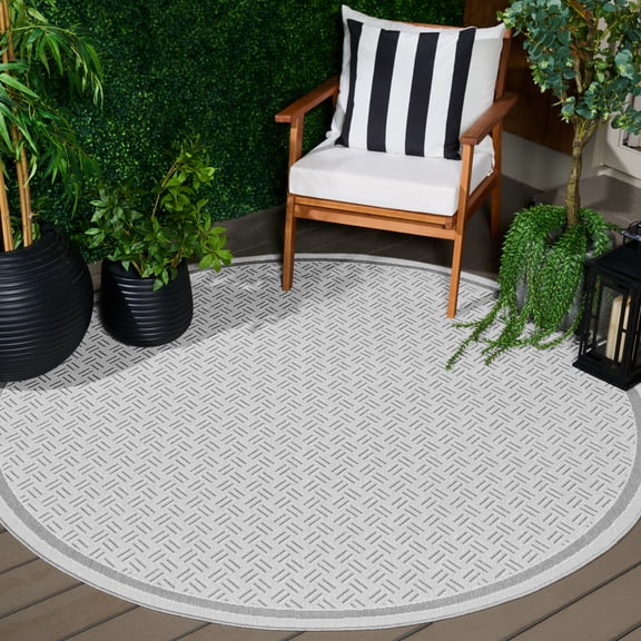 Safavieh Terrace Yadira Geometric Indoor/Outdoor Area Rug, Gray/Ivory, 6'7" x 6'7" Round