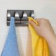 thumbnail image 1 of Toallero de baño BRI Adhesivo con 3 ganchos de acero inoxidable, 1 of 5