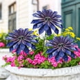 thumbnail image 1 of Estaca decorativa de jardín con flor de metal y acabado resistente a la oxidación para jardines, céspedes, patios y entradas de patios., 1 of 8