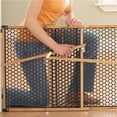 thumbnail image 2 of Puerta de Seguridad Safety 1st Bambú Multicolor GA035, 2 of 3