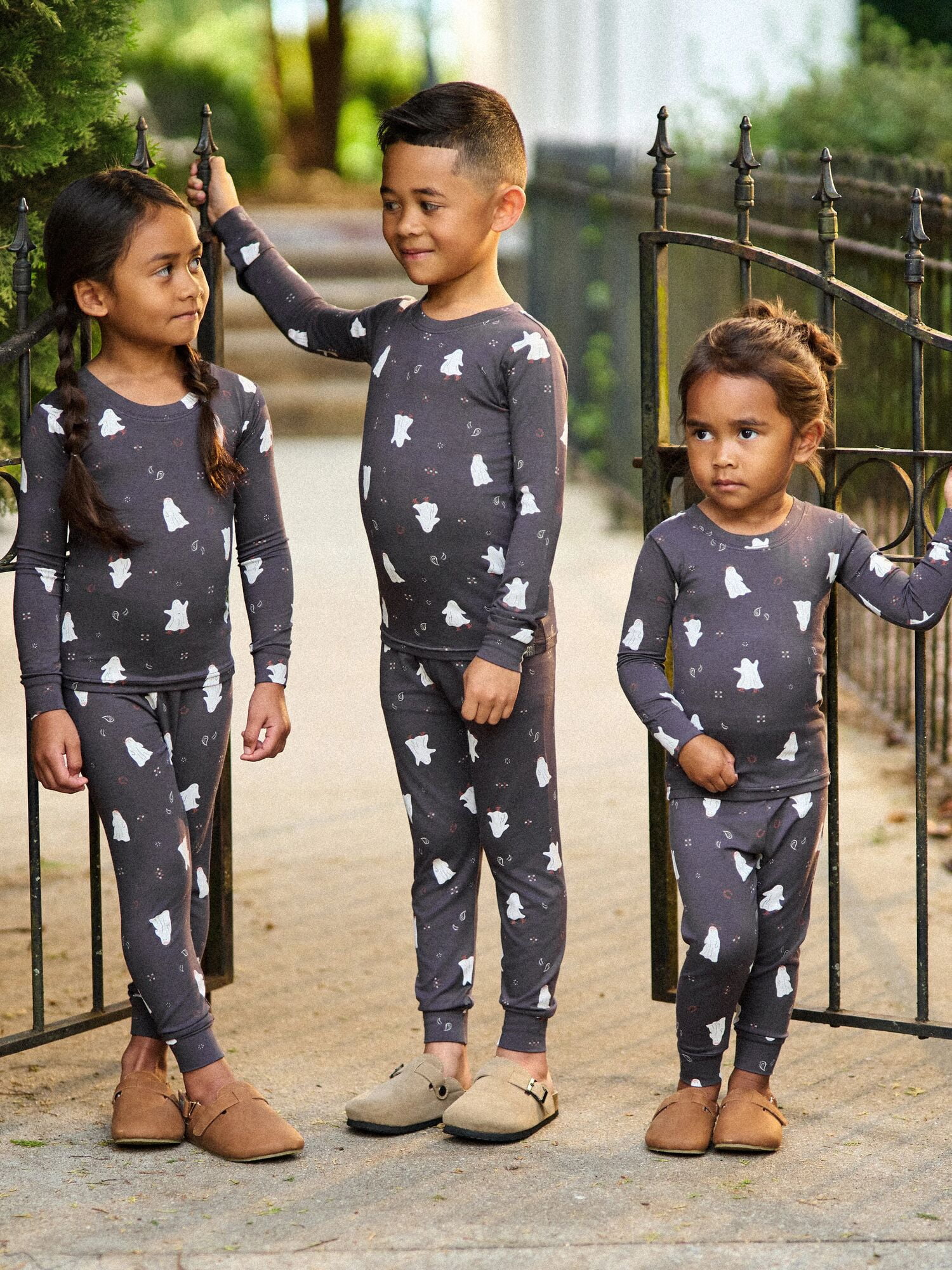 Modern Moments by Gerber Neutral Long Sleeve Halloween Pajama Set, 2-Piece, Sizes 12 Months - 5T