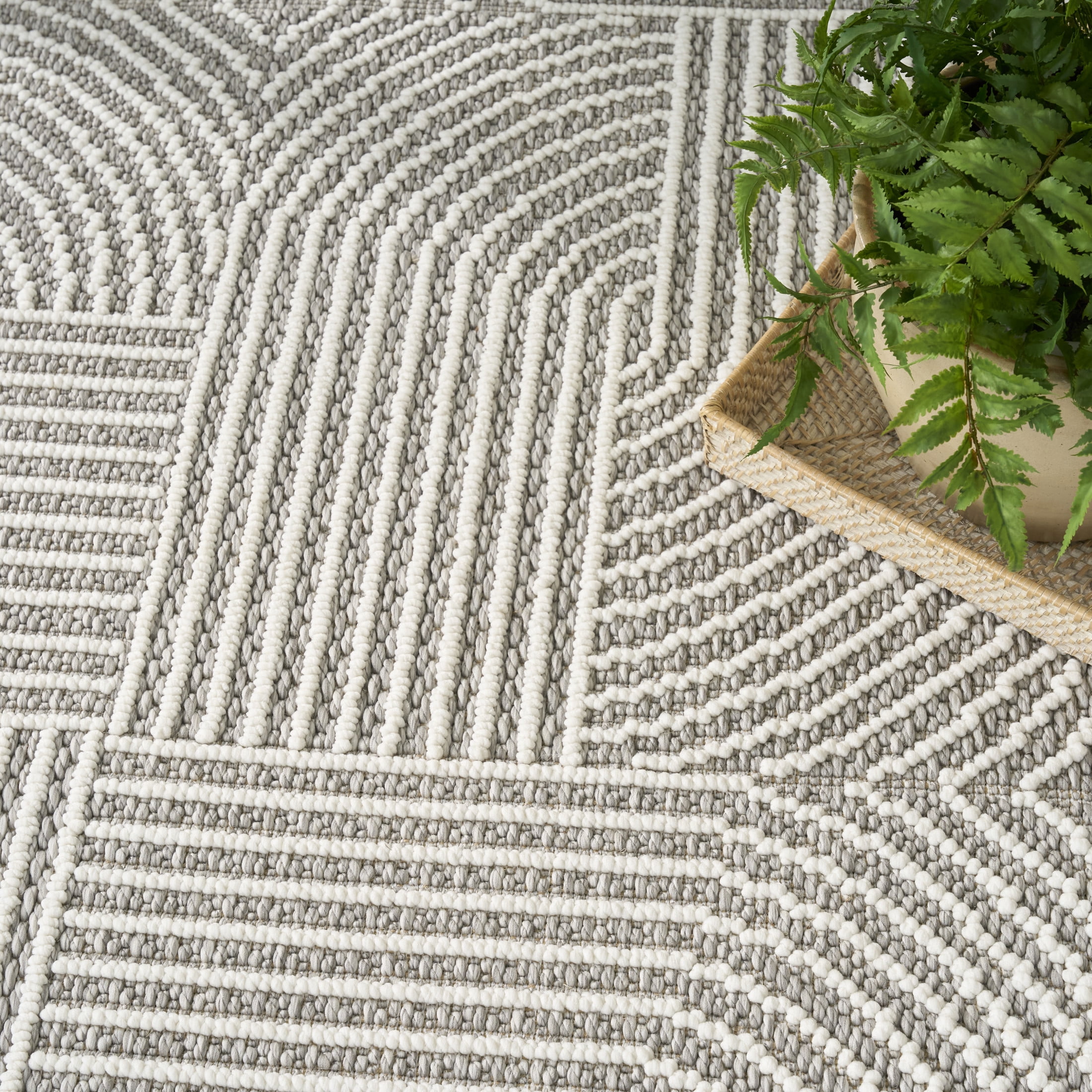 Nourison Textured Home 5'3" x 7' Grey Ivory Modern Indoor Rug