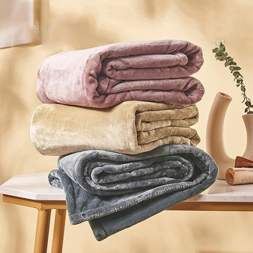 Cordless Heated Throw Blanket Made of Flannel for Couch, Bed, Desk, Travel, Camping and Outdoor Use